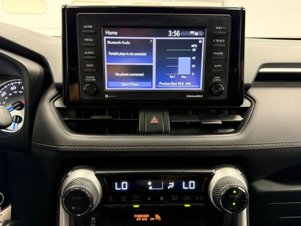 2021 Toyota RAV4 30