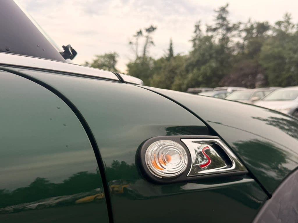 2015 MINI Cooper 16