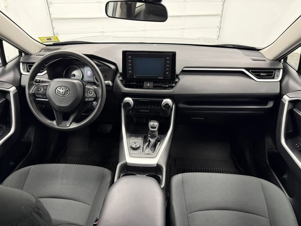 2021 Toyota RAV4 34
