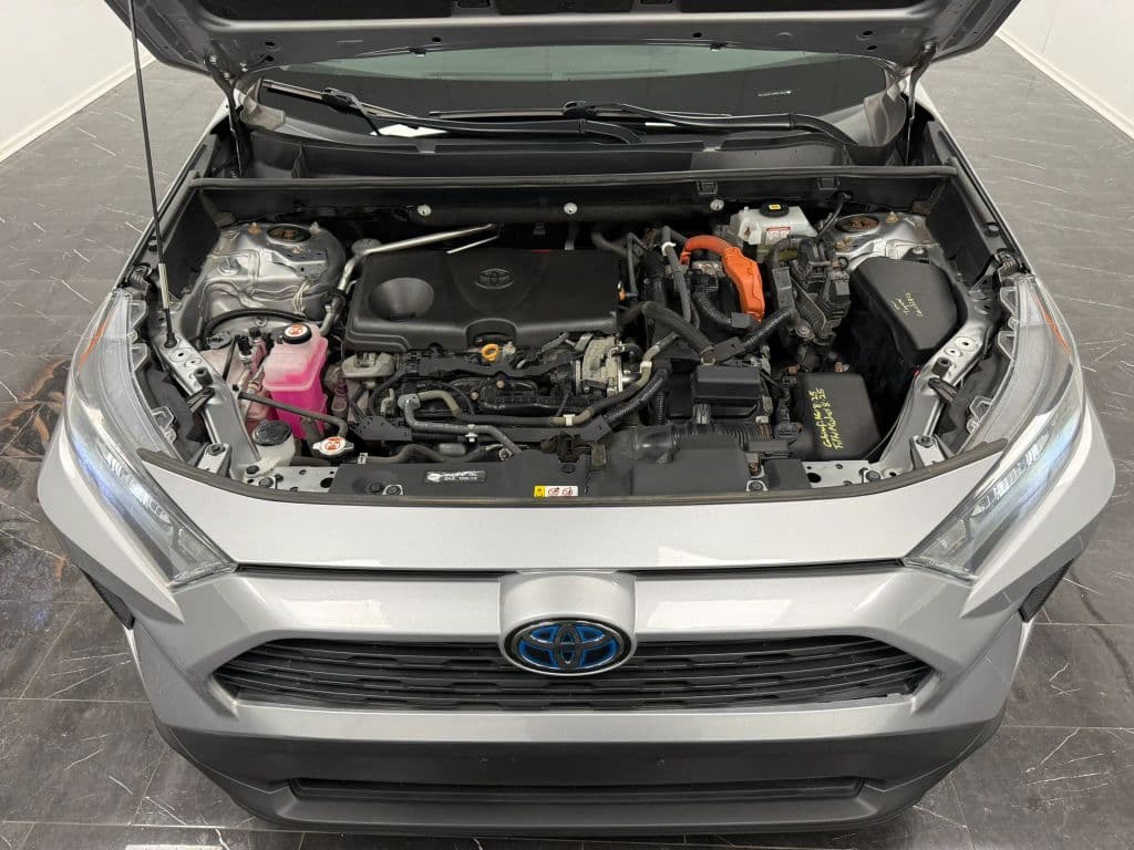2021 Toyota RAV4 35
