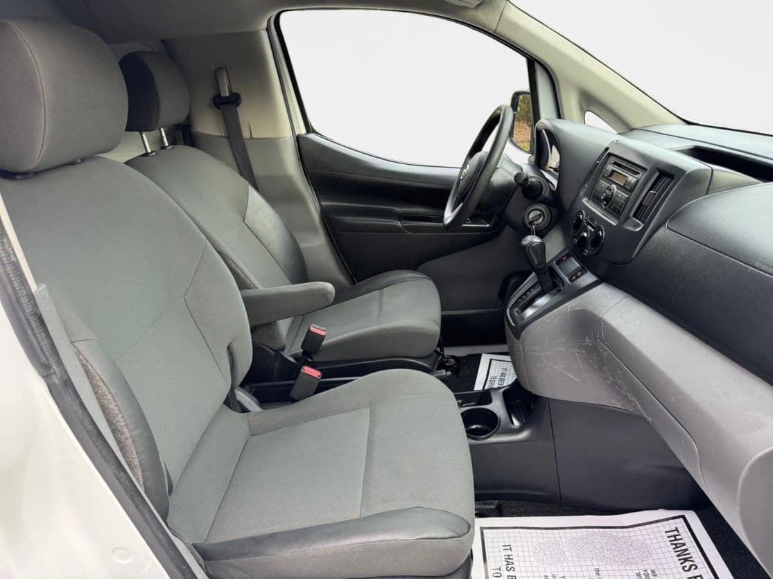 2015 Nissan NV200 10