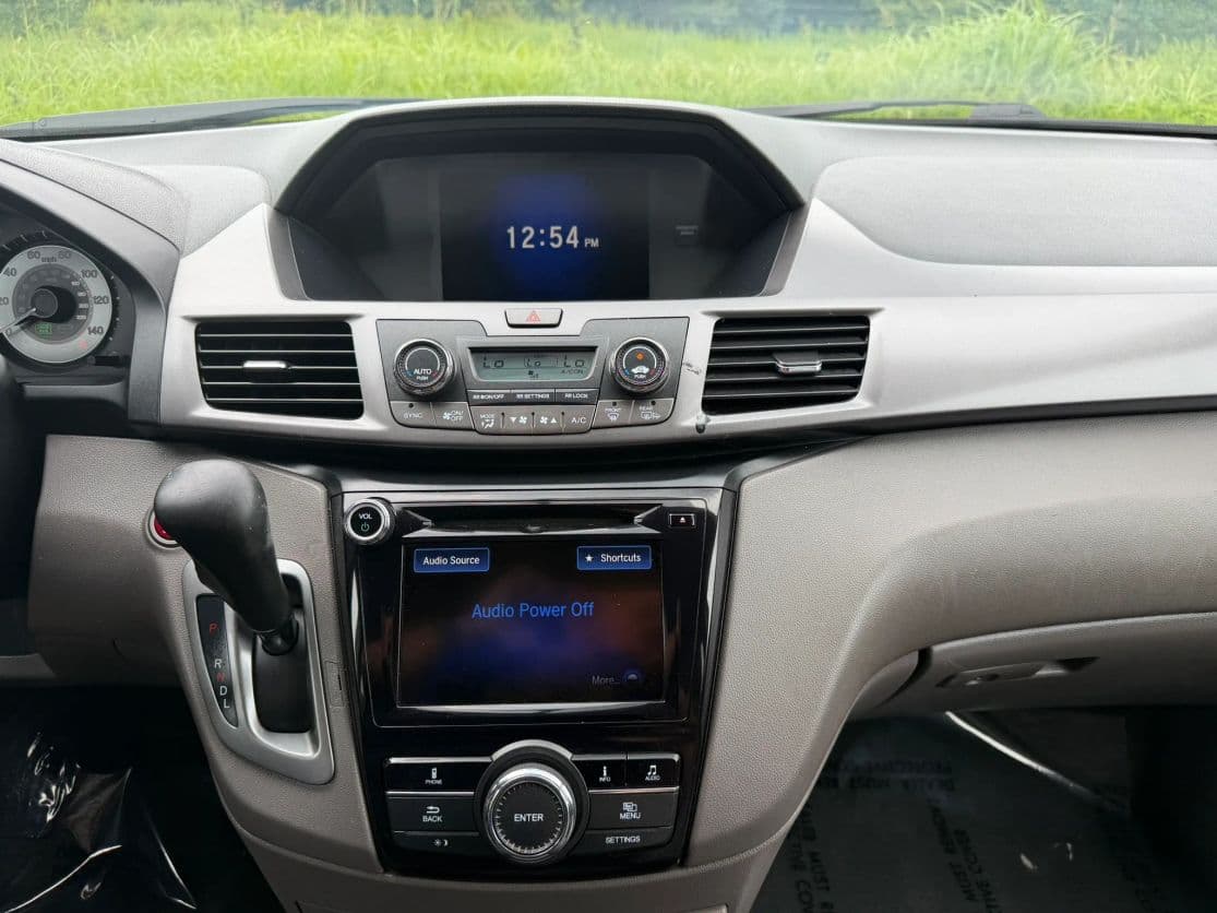 2014 Honda Odyssey 22