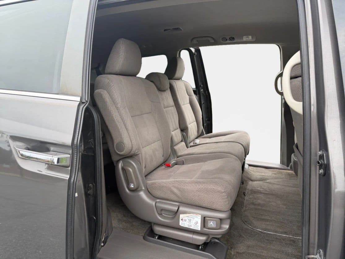 2014 Honda Odyssey 14