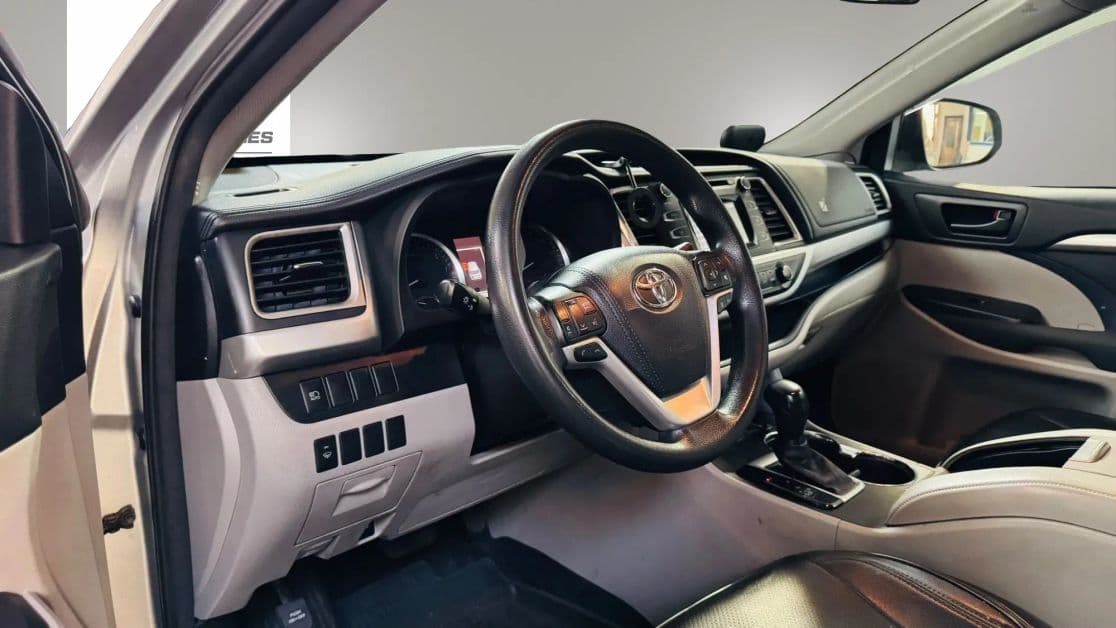 2017 Toyota Highlander 7