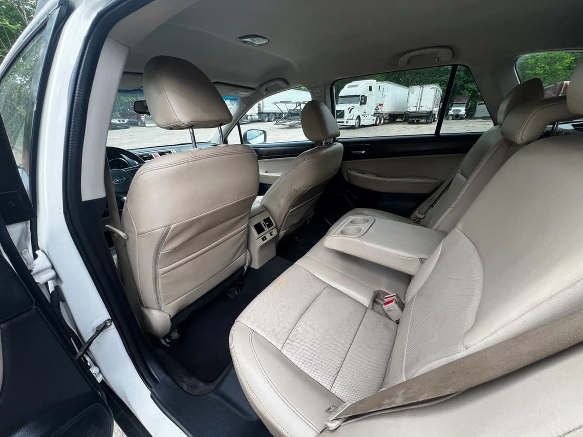 2016 Subaru Outback 22