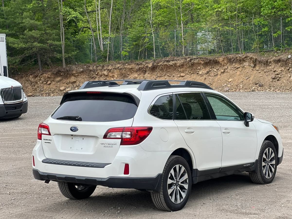 2016 Subaru Outback 14