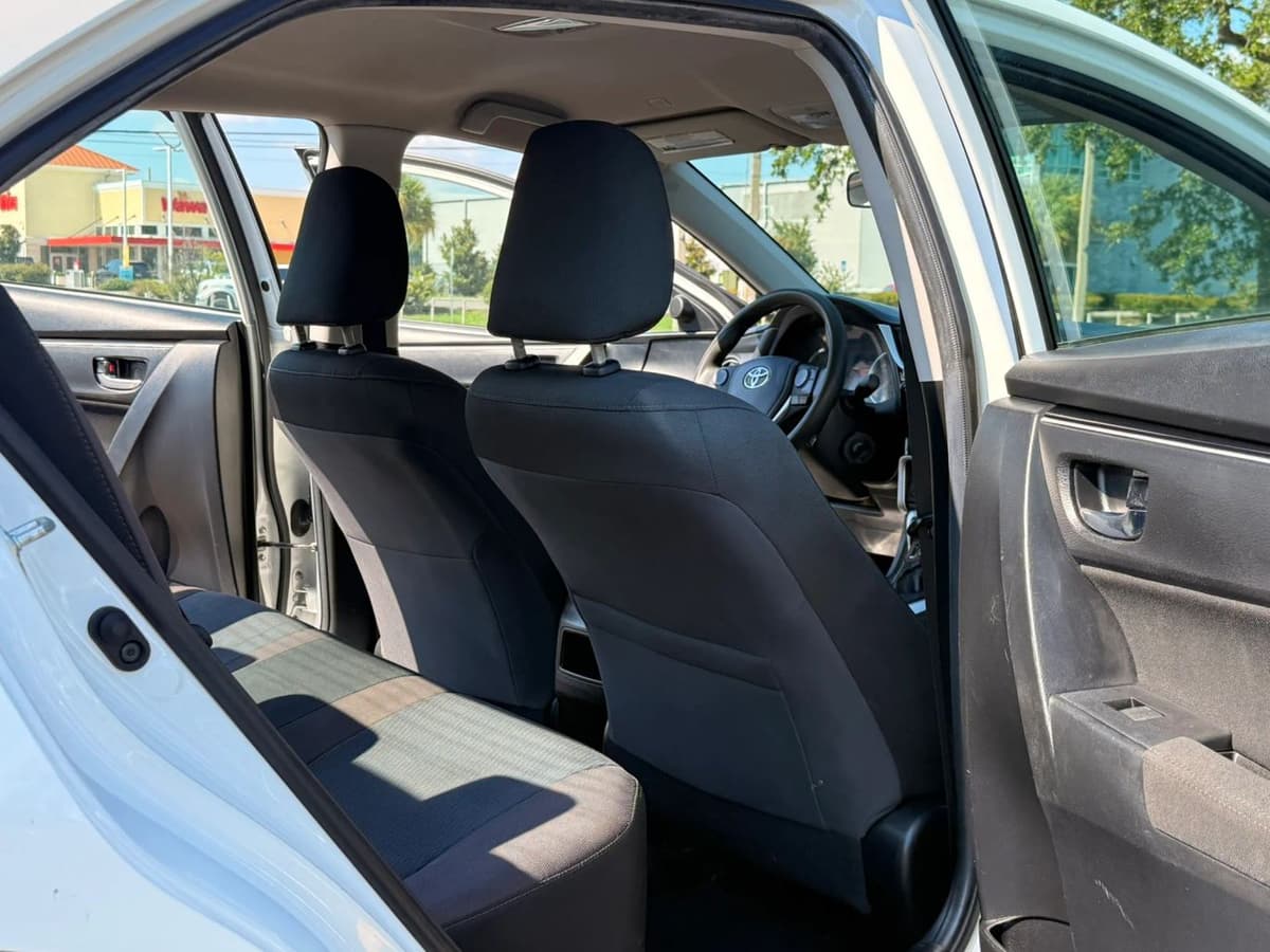 2019 Toyota Corolla 36