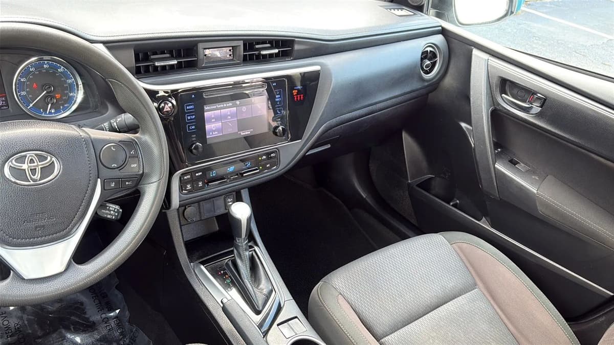 2019 Toyota Corolla 18