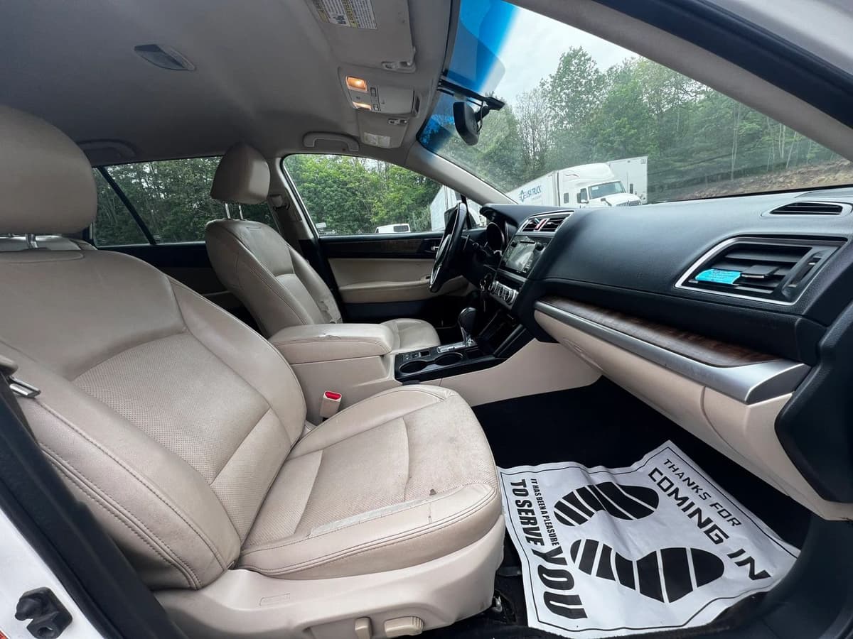 2016 Subaru Outback 25