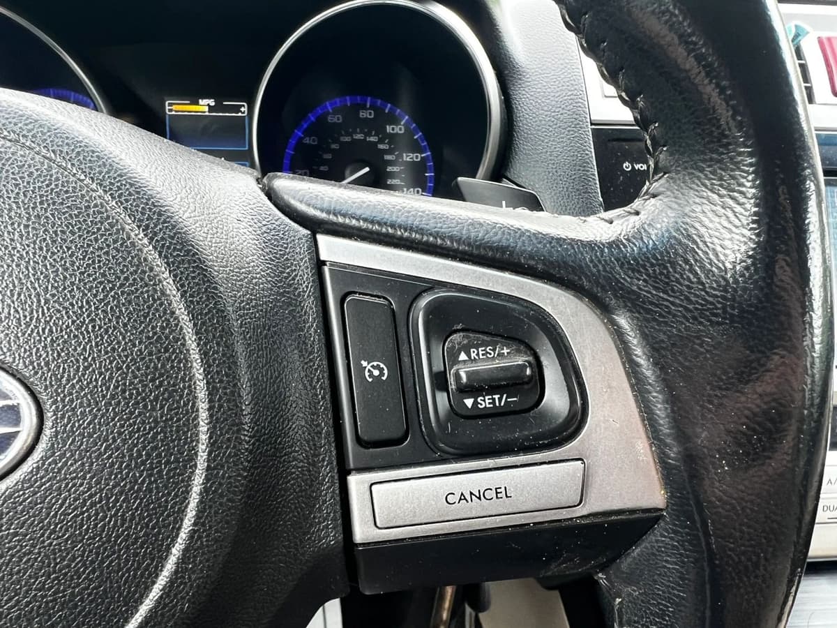 2016 Subaru Outback 33