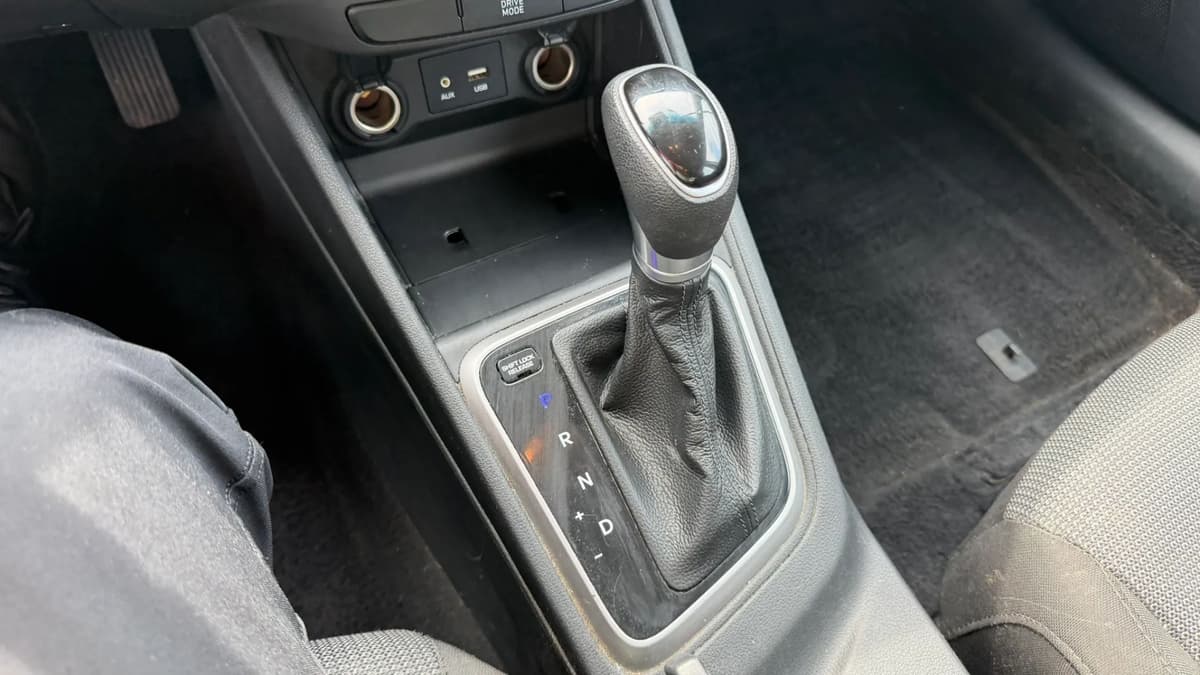 2021 Hyundai Accent 29