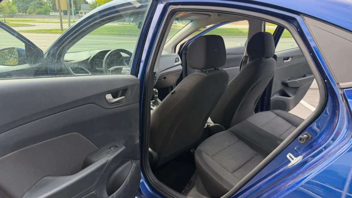 2021 Hyundai Accent 20