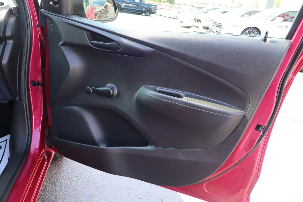 2020 Chevrolet Spark 33