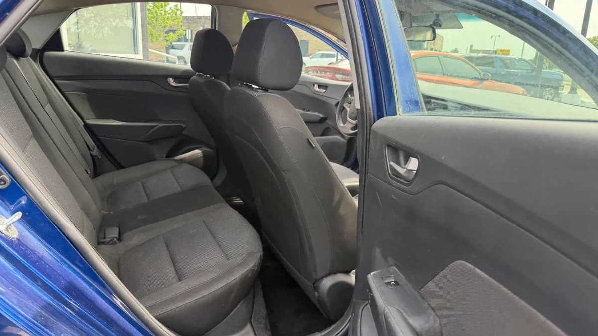 2021 Hyundai Accent 17