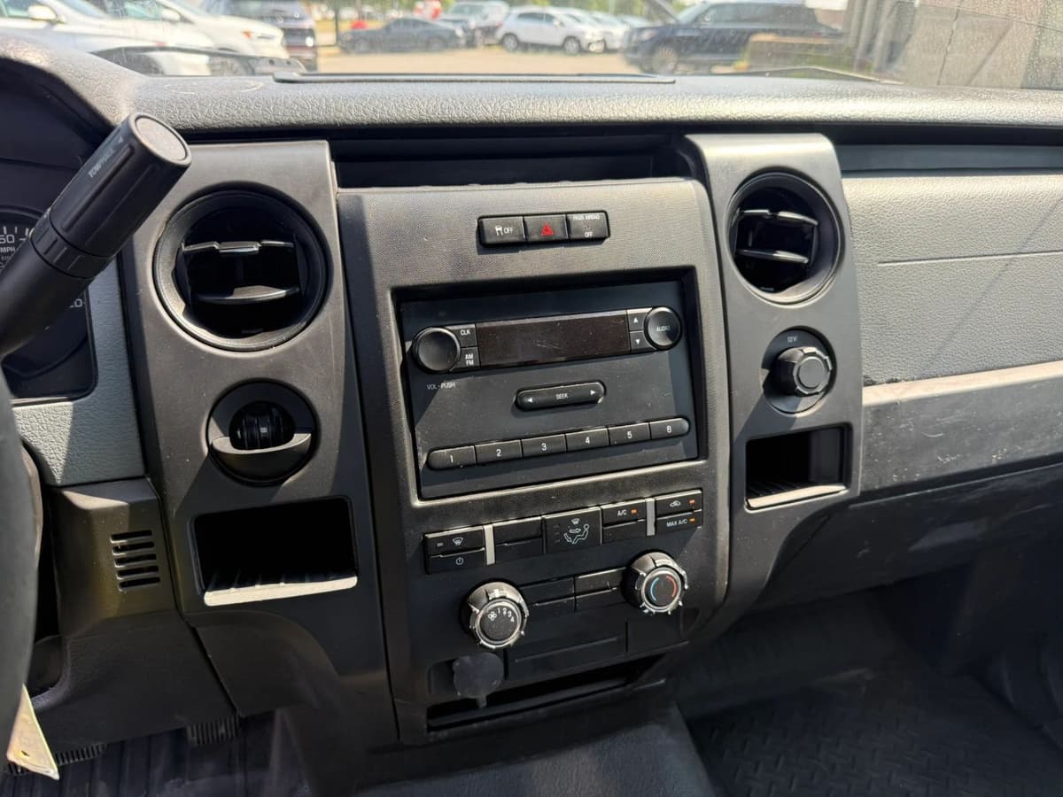 2014 Ford F-150 19