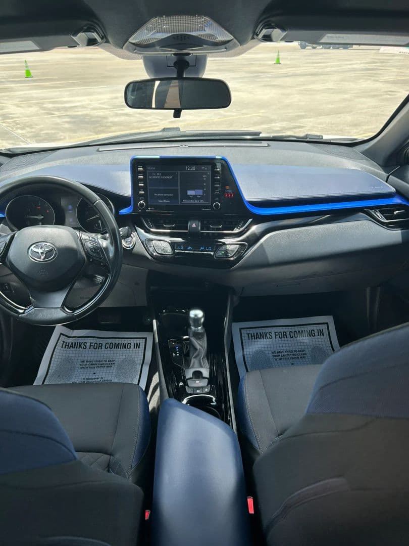 2021 Toyota C-HR 25