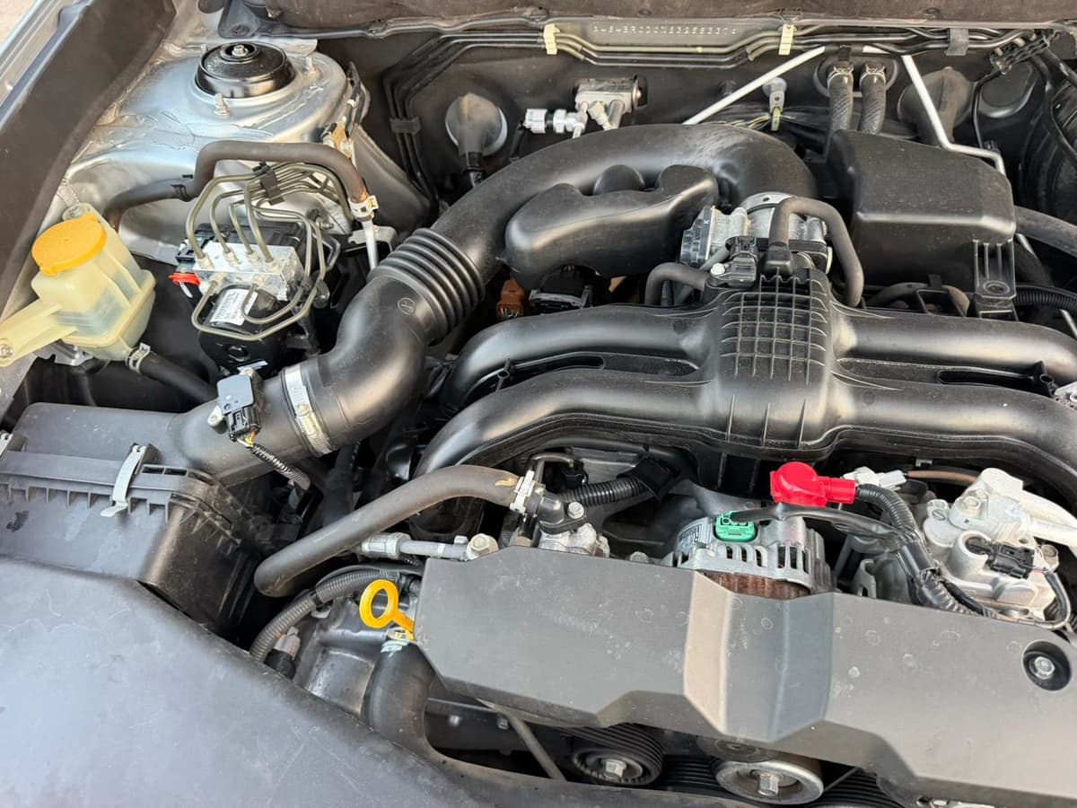2014 Subaru Outback 46
