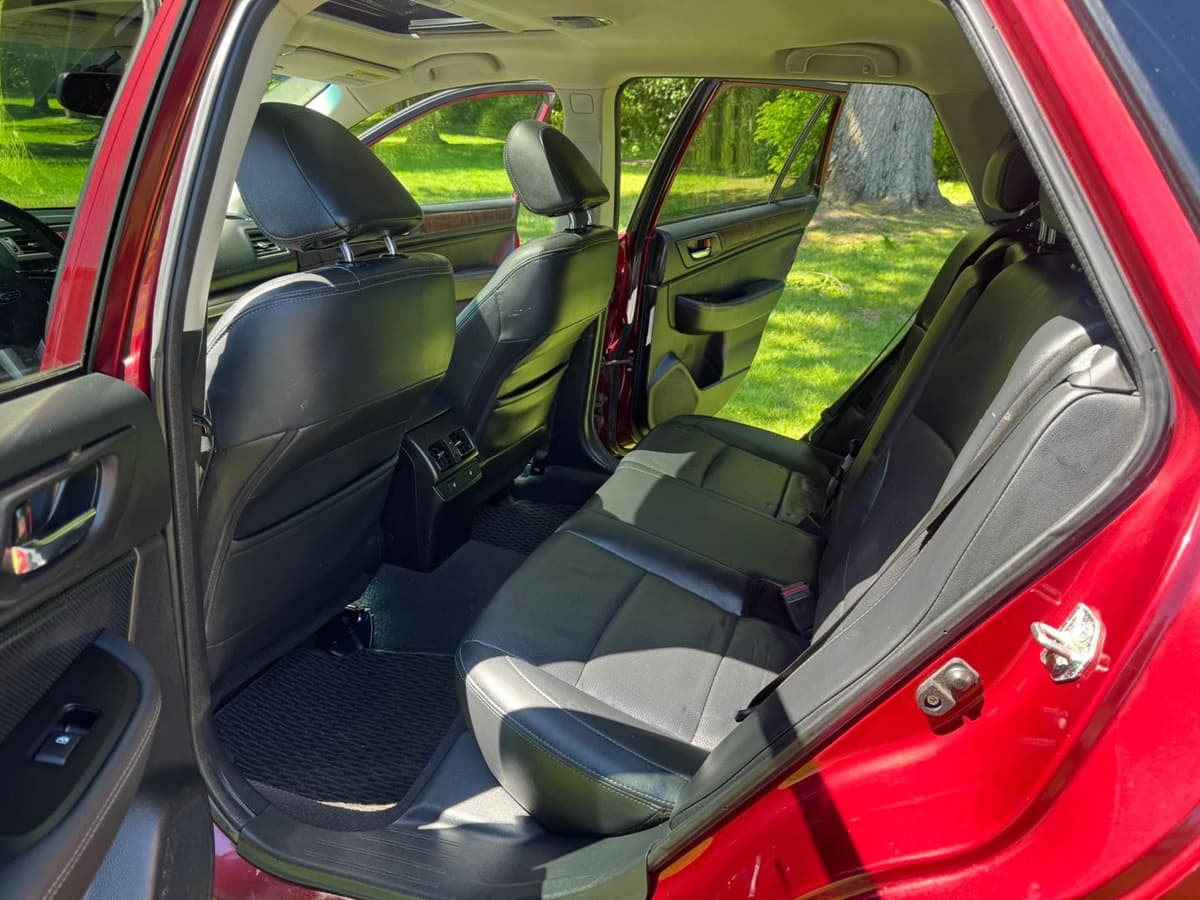 2016 Subaru Outback 19