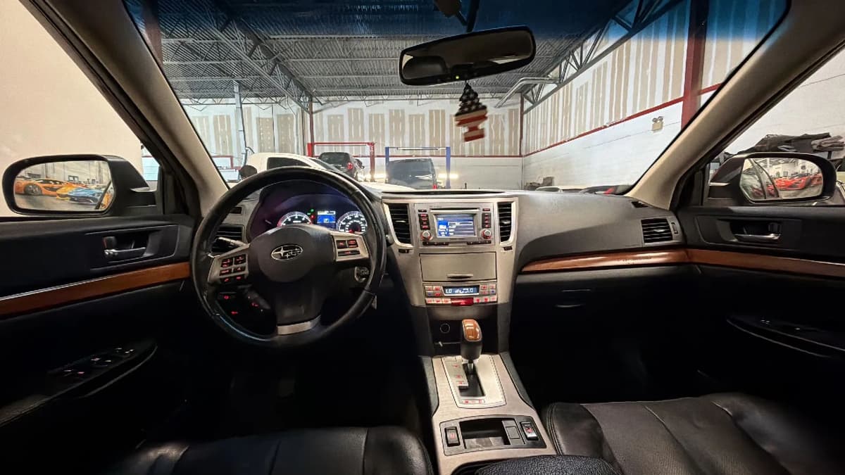 2014 Subaru Outback 20