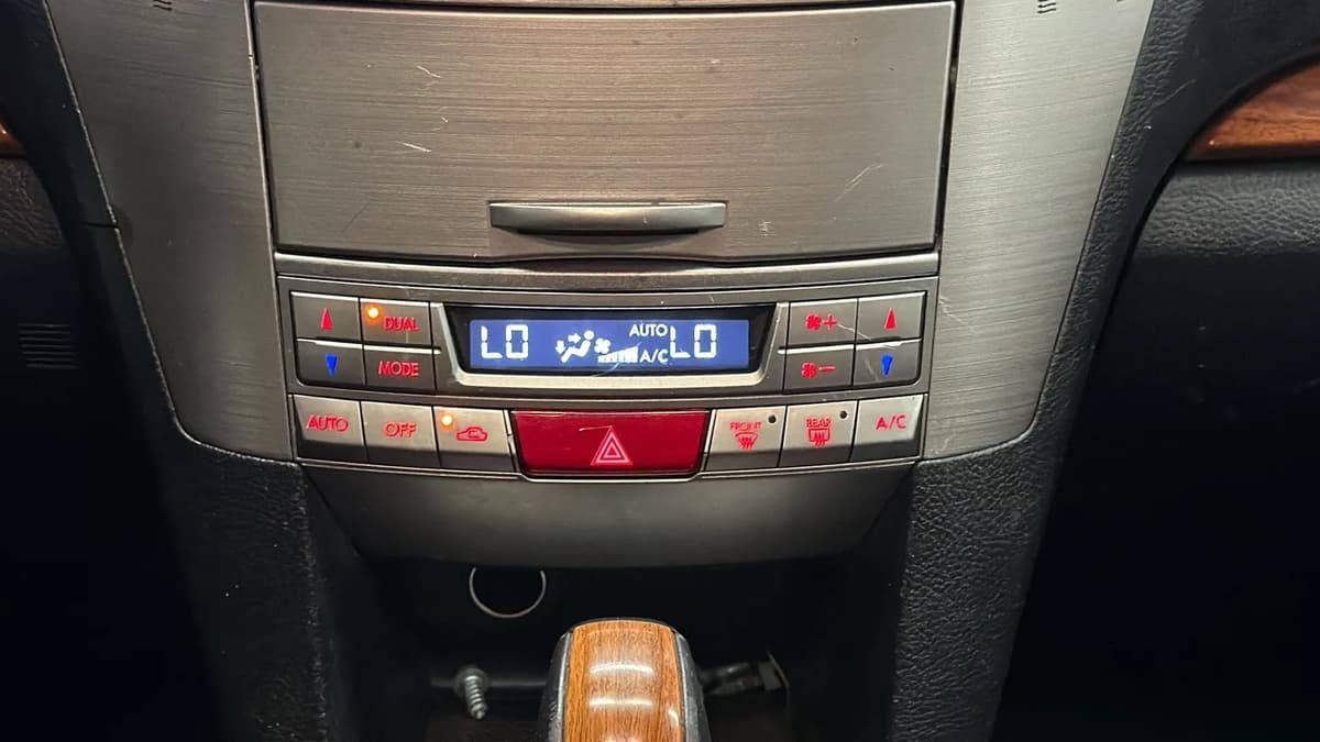 2014 Subaru Outback 31