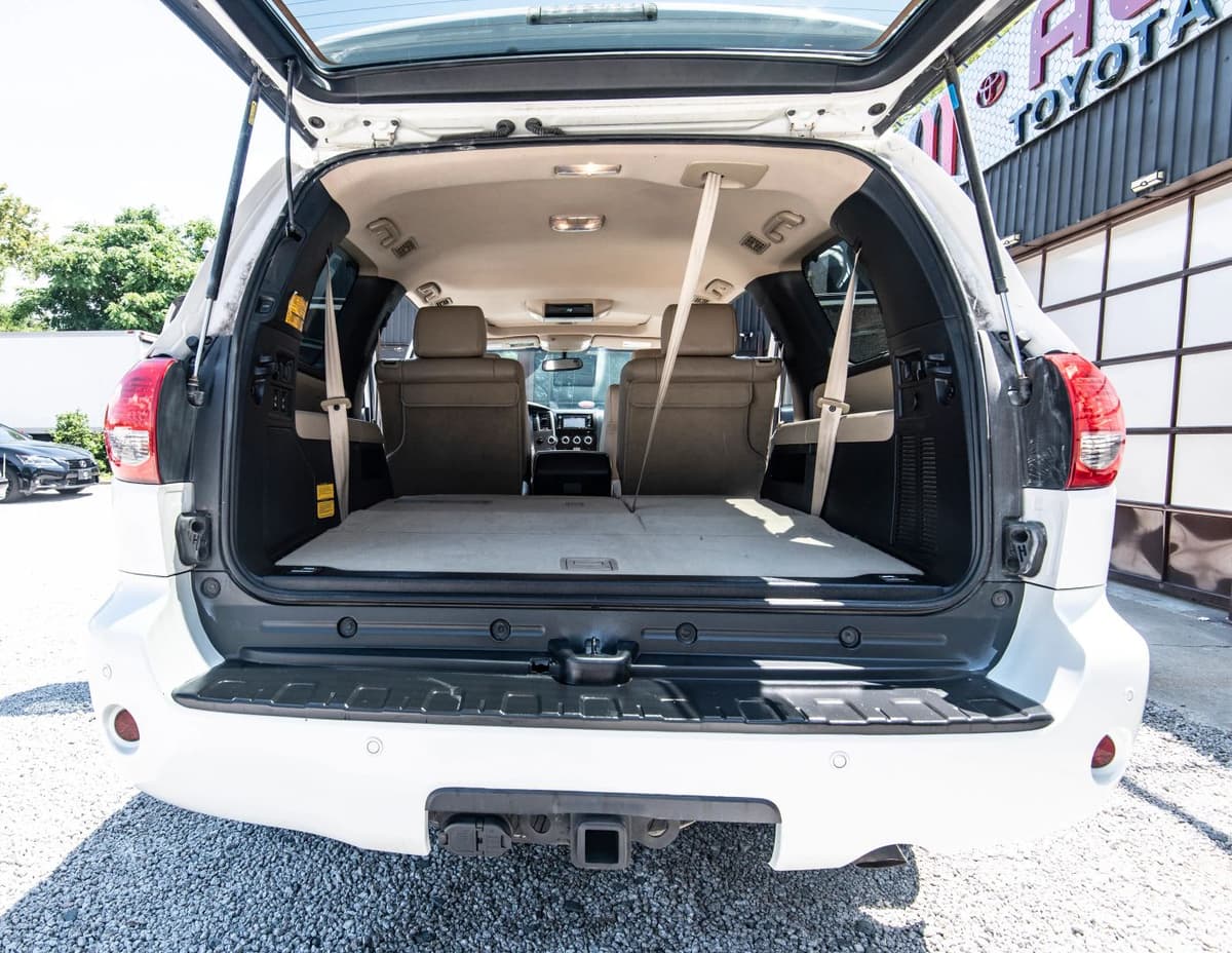 2014 Toyota Sequoia 40