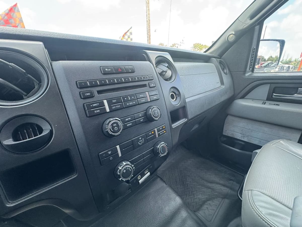 2014 Ford F-150 12