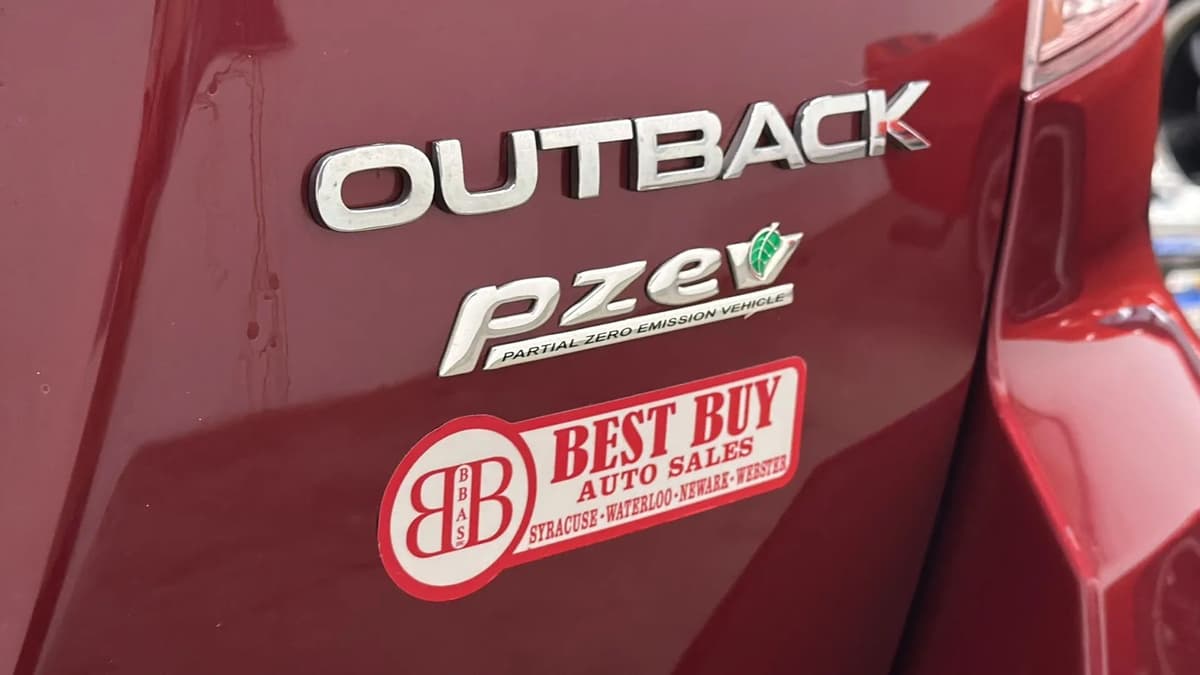 2014 Subaru Outback 18