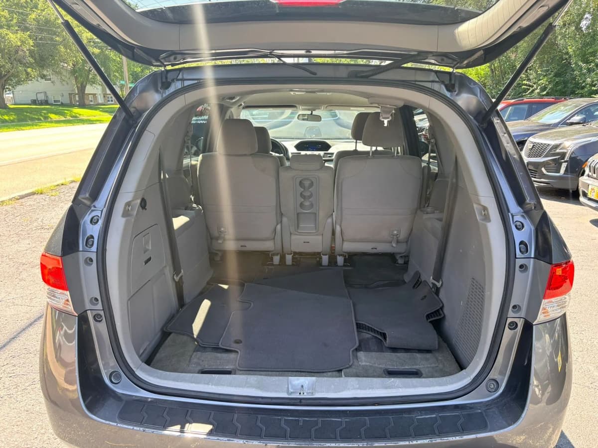 2017 Honda Odyssey 44