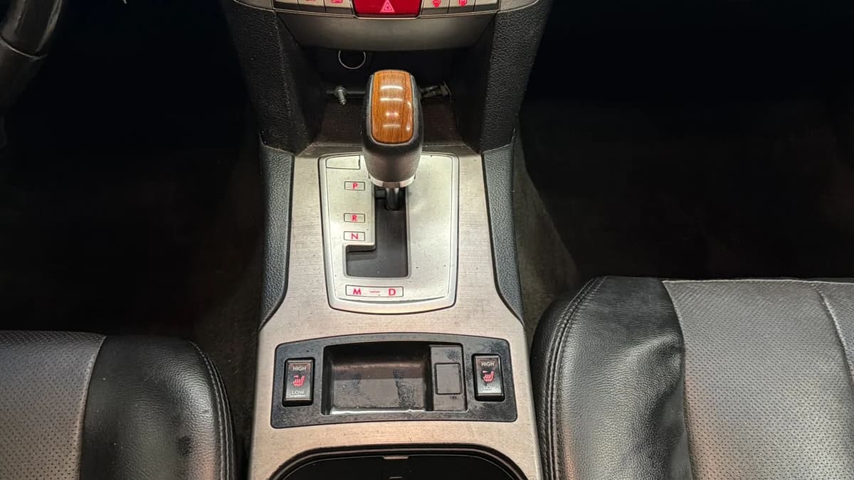 2014 Subaru Outback 32