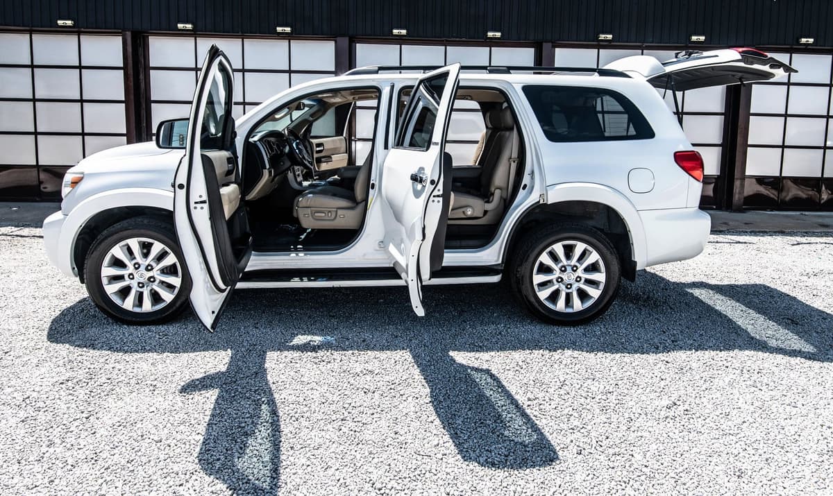 2014 Toyota Sequoia 17