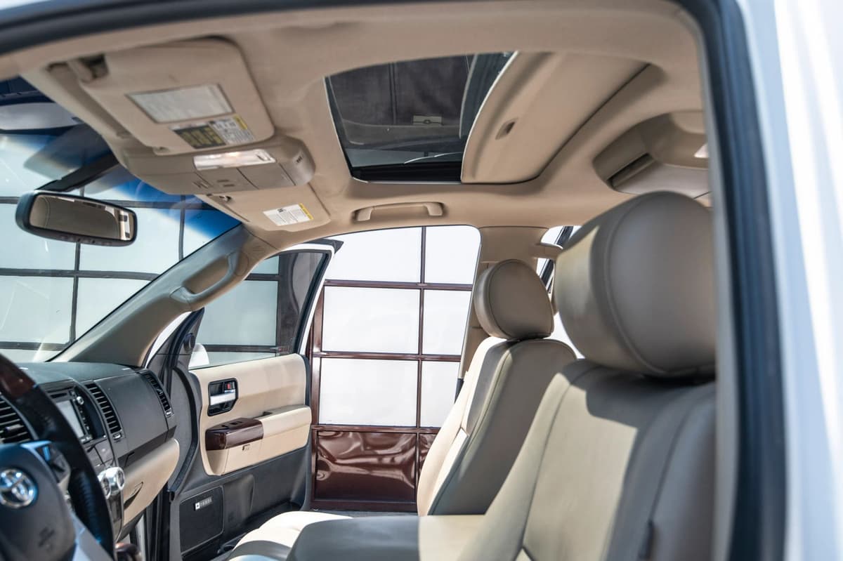 2014 Toyota Sequoia 44