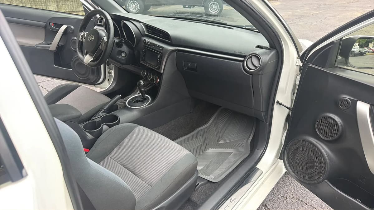 2015 Scion tC 25