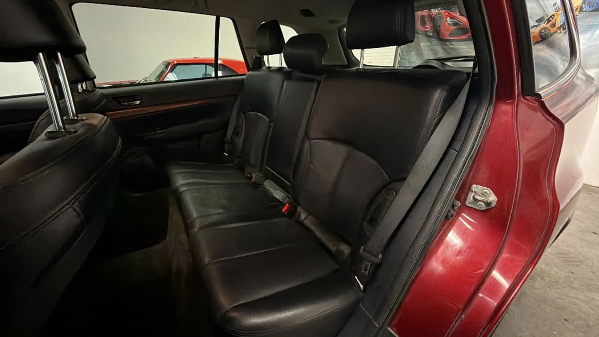 2014 Subaru Outback 42