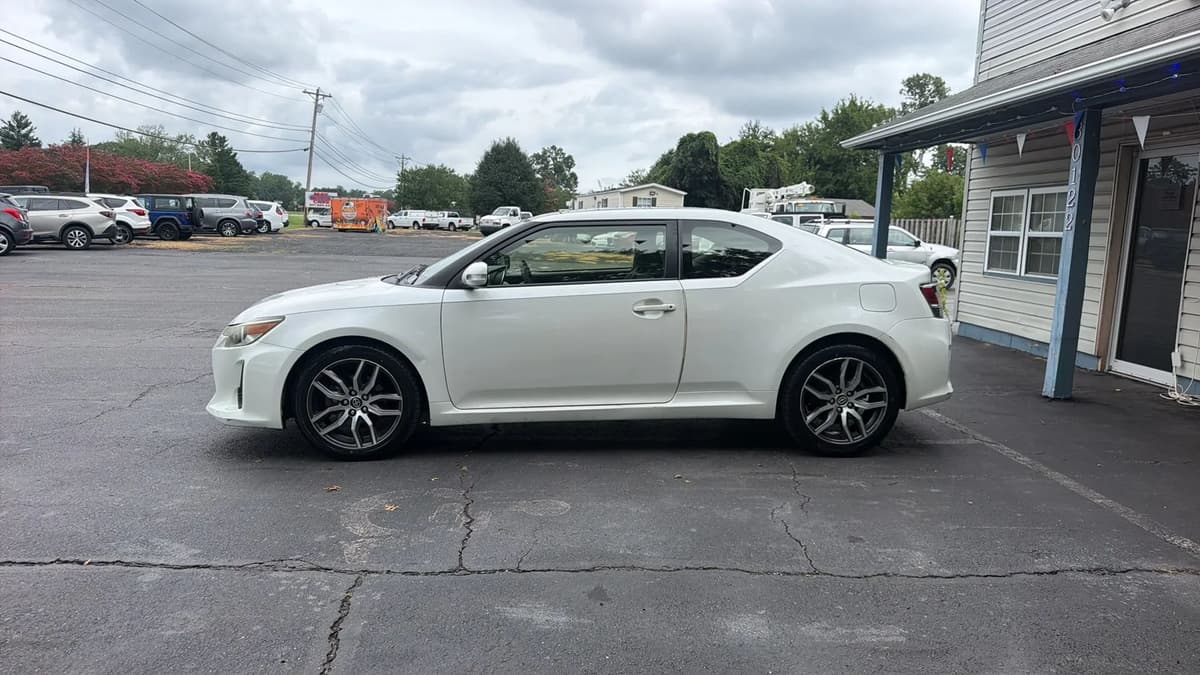 2015 Scion tC 5