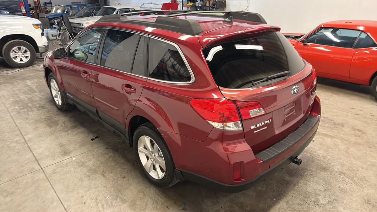2014 Subaru Outback 9