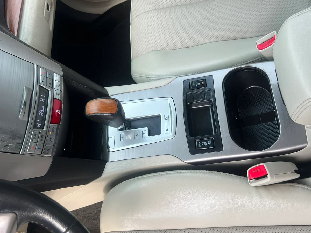 2014 Subaru Outback 15