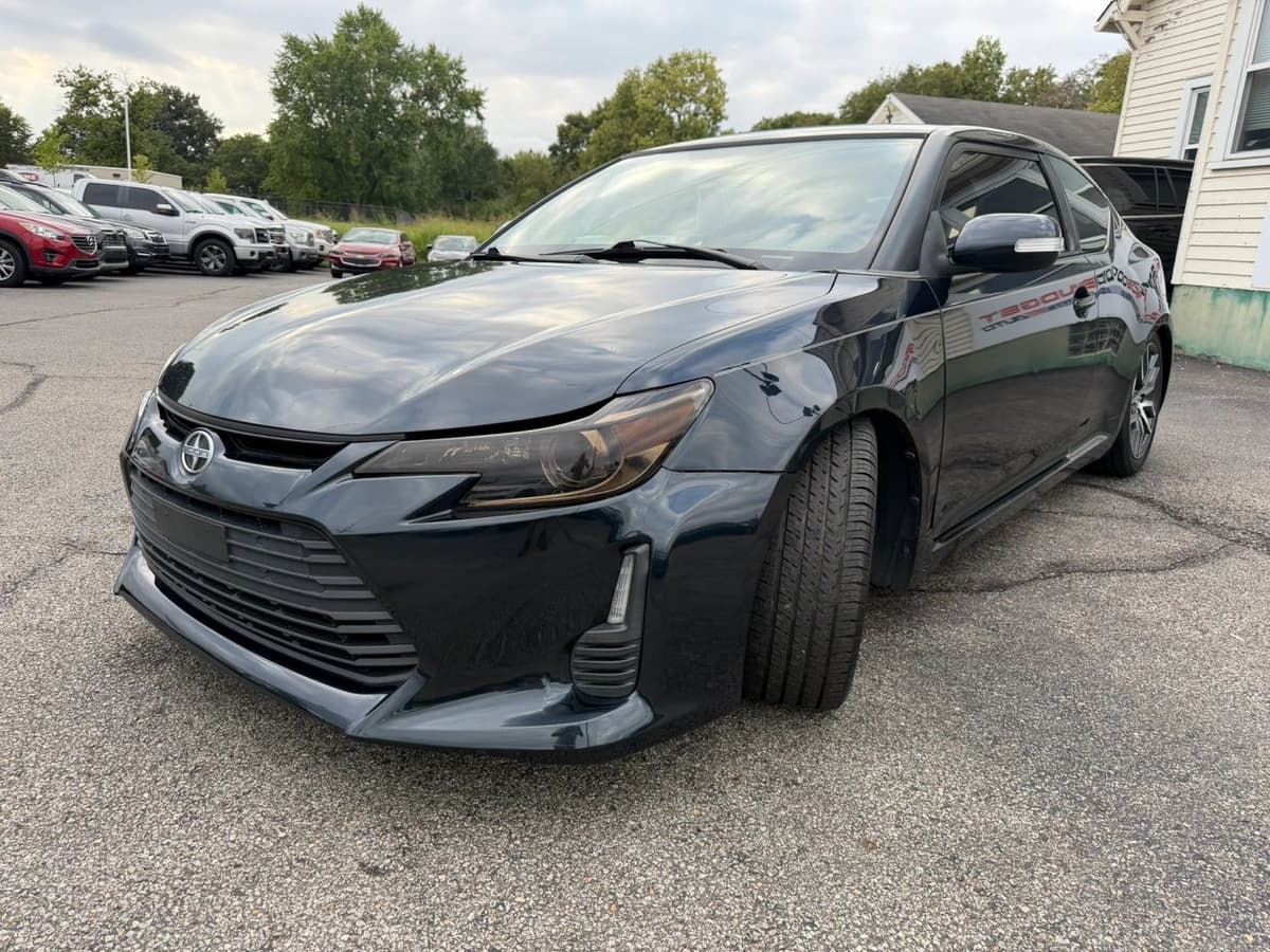 2015 Scion tC 9