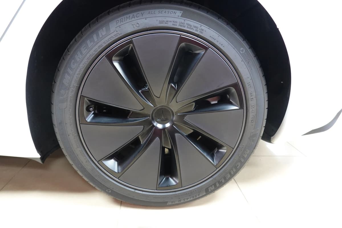 2026 Tesla Model 3 24