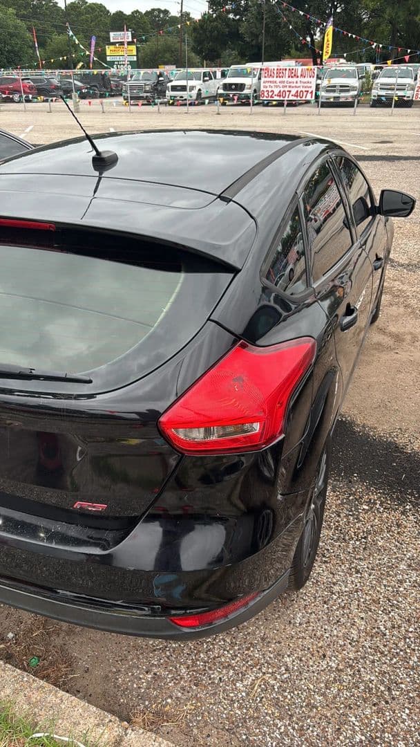 2016 Ford Focus 6
