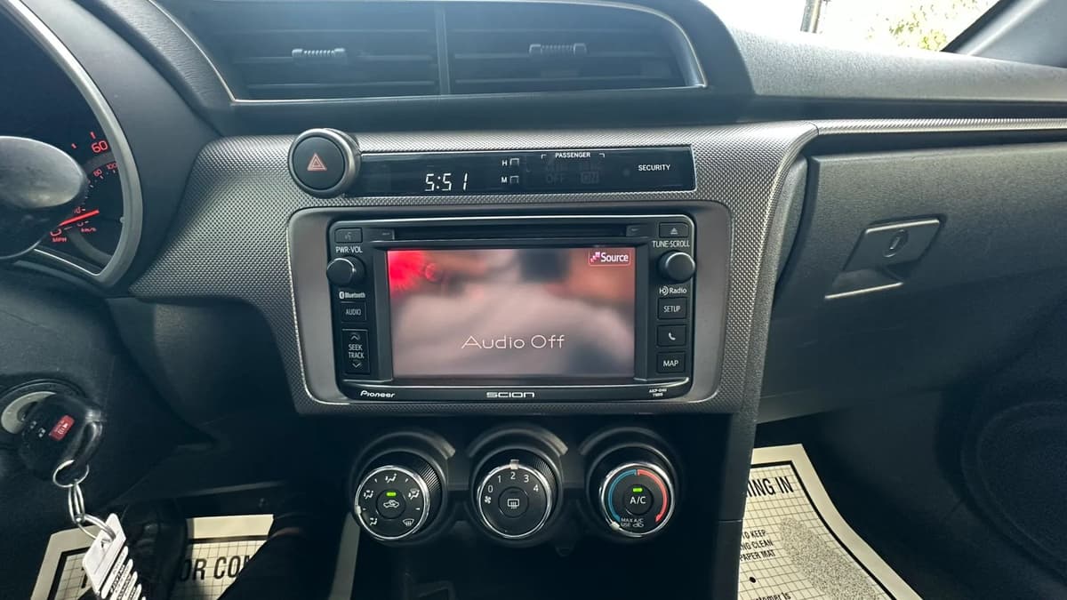 2014 Scion tC 17