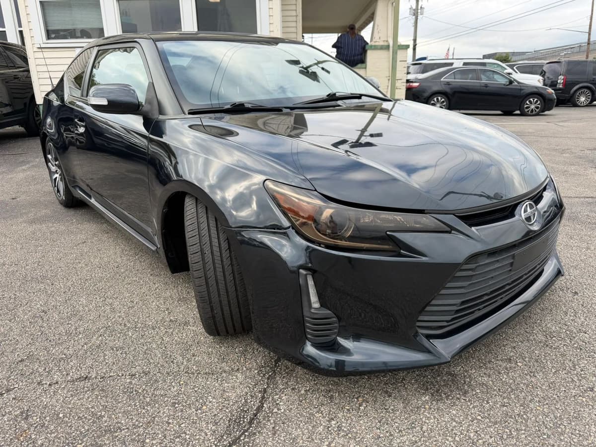 2015 Scion tC 17