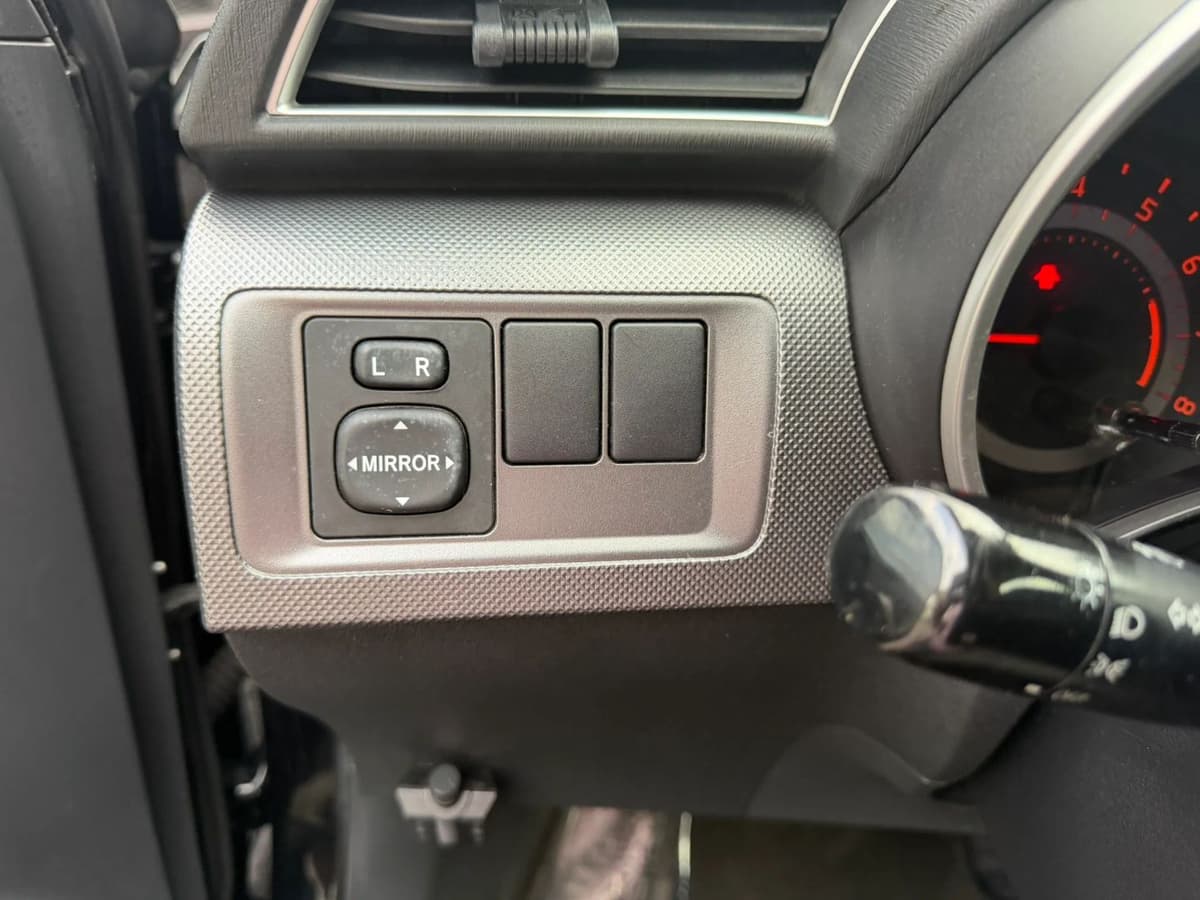 2015 Scion tC 29