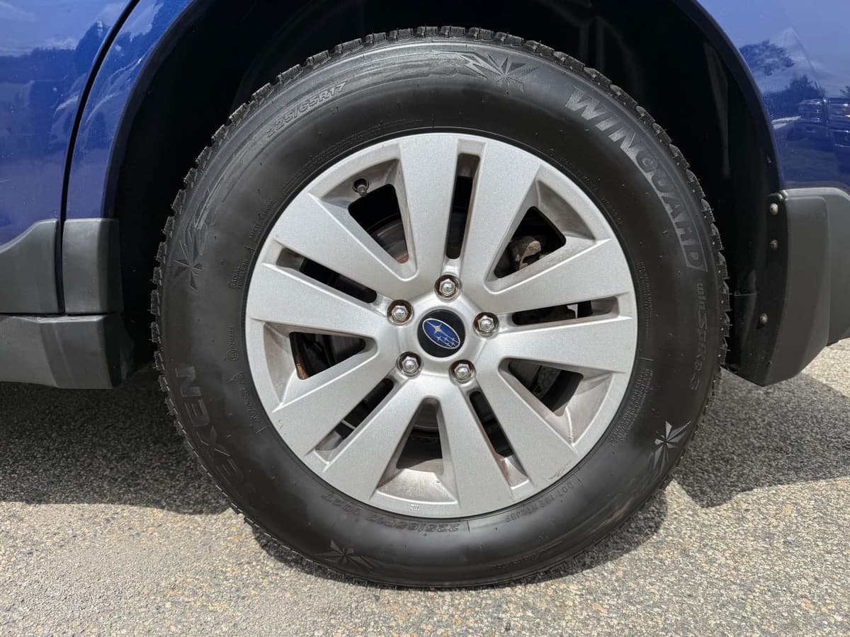2015 Subaru Outback 38