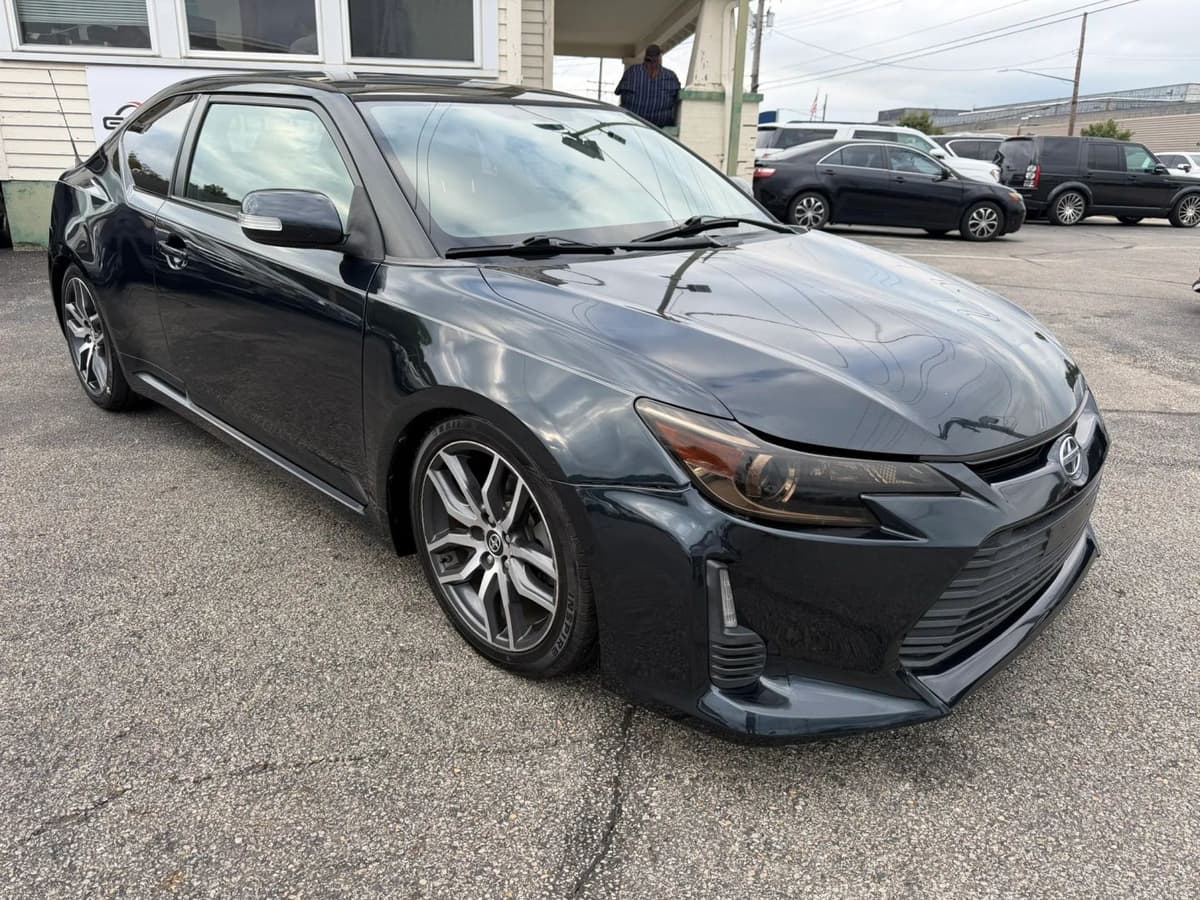 2015 Scion tC 5