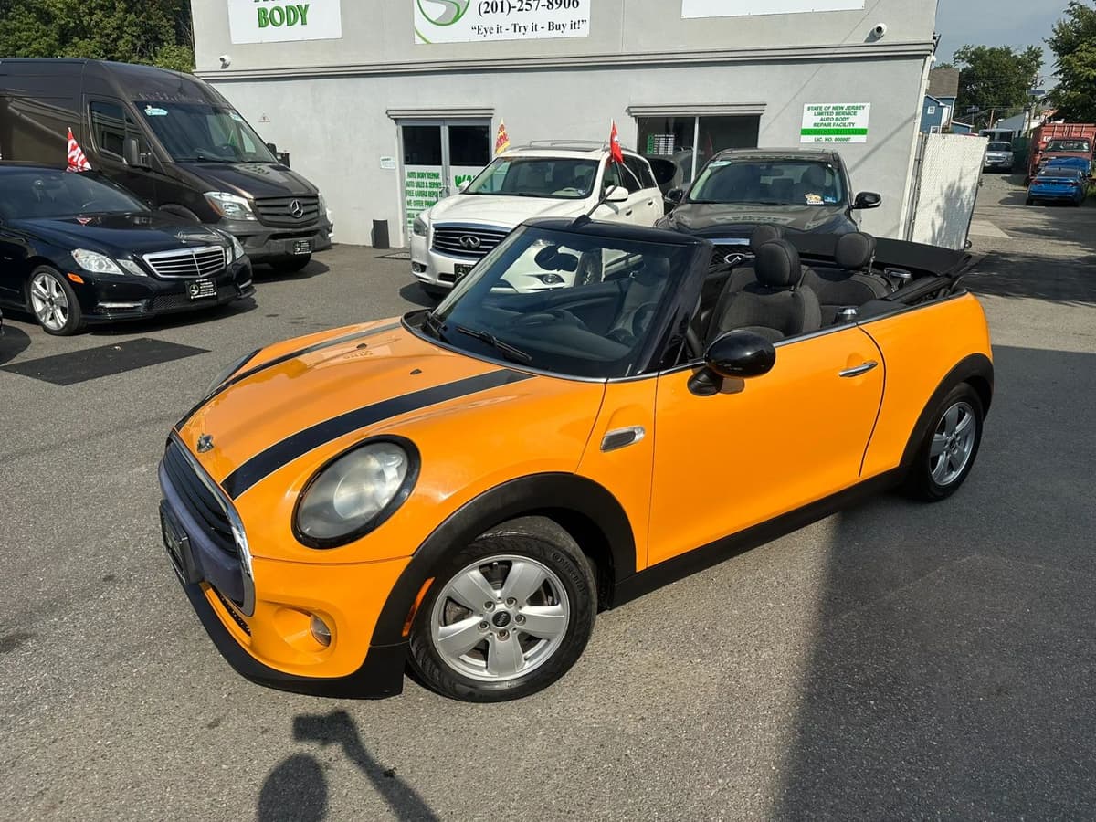 2016 MINI Cooper 63
