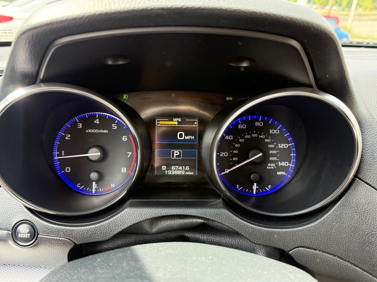 2015 Subaru Outback 32