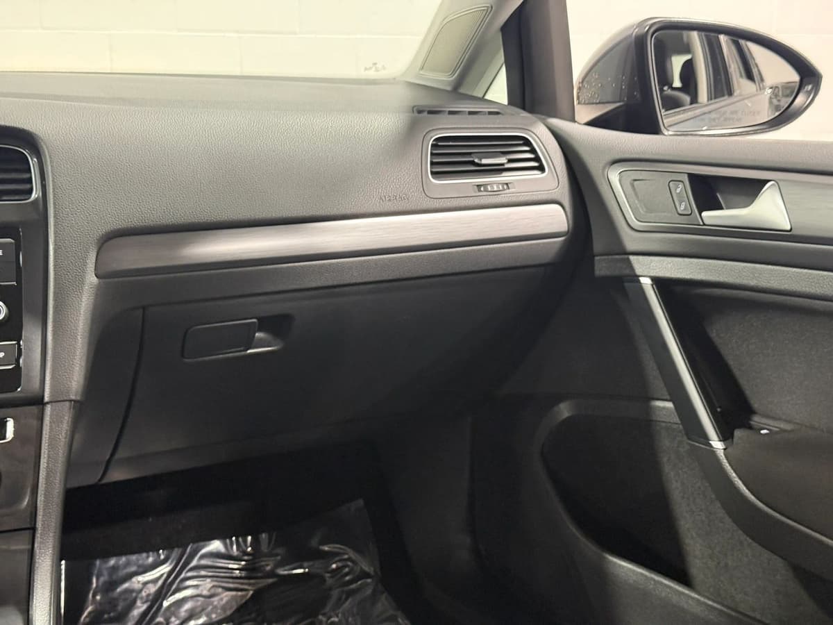 2018 Volkswagen Golf SportWagen 37