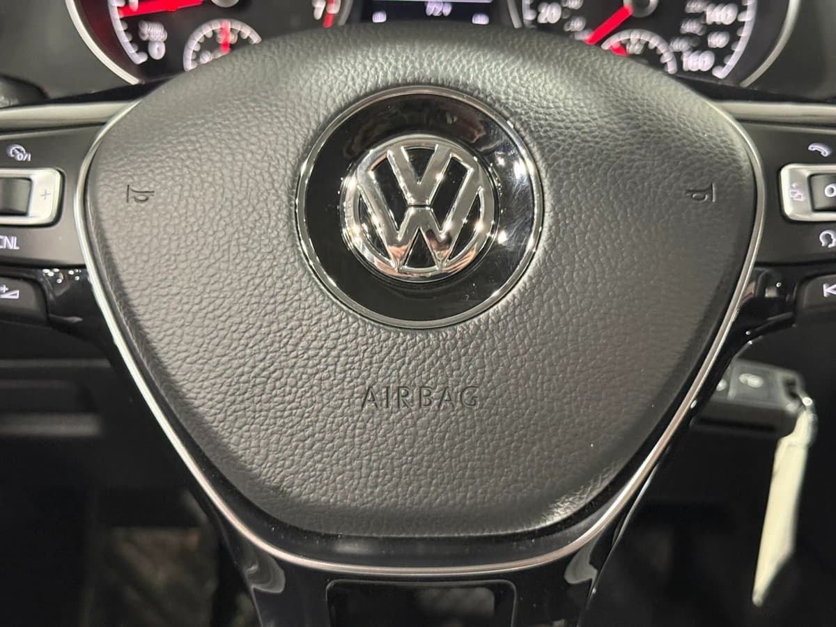 2018 Volkswagen Golf SportWagen 26
