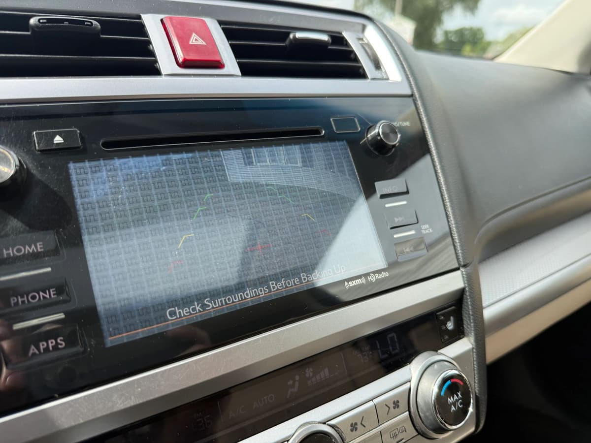 2015 Subaru Outback 34