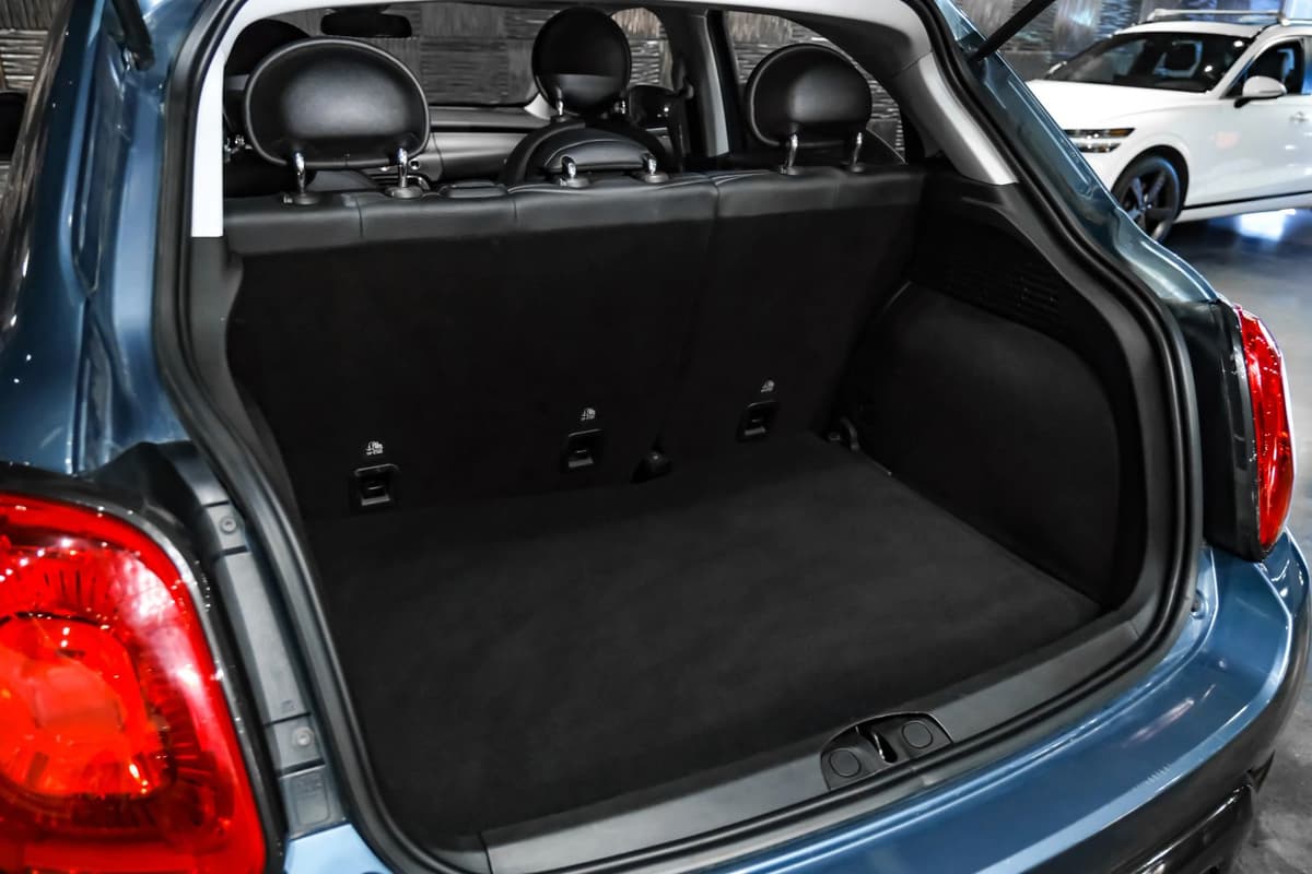 2018 FIAT 500X 47